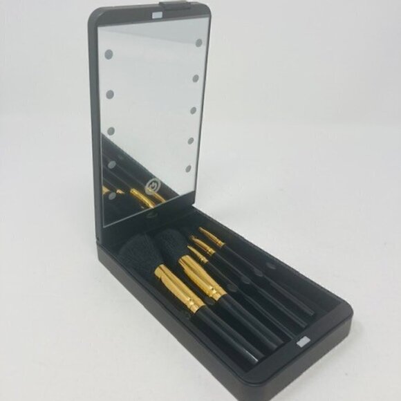 Make up bag, brush set and LED mirror - Picture 5 of 5